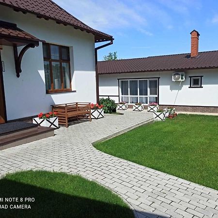 Экодом Hotel Bilhorod-Dnistrovsʼkyy Екстериор снимка