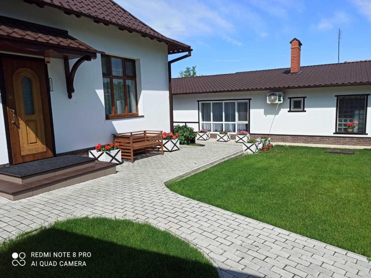 Экодом Hotel Bilhorod-Dnistrovsʼkyy Екстериор снимка